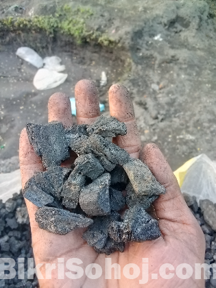 Natural Hardwood Charcoal – সব ধরনের রান্নার জন্য উপযোগী